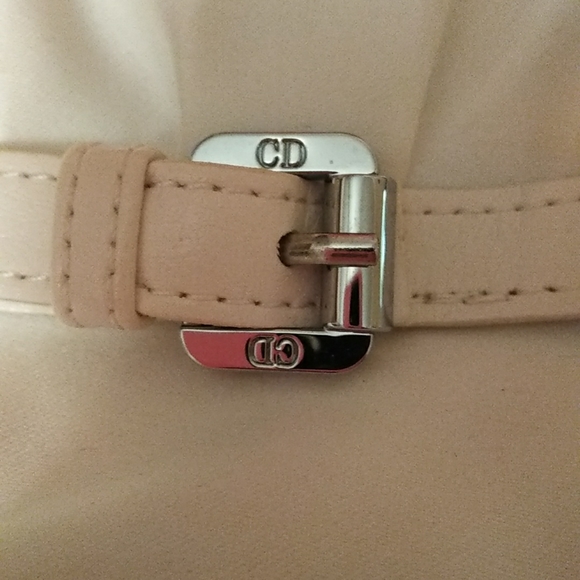 Mini Dior Pouch 👝 - Picture 2 of 8